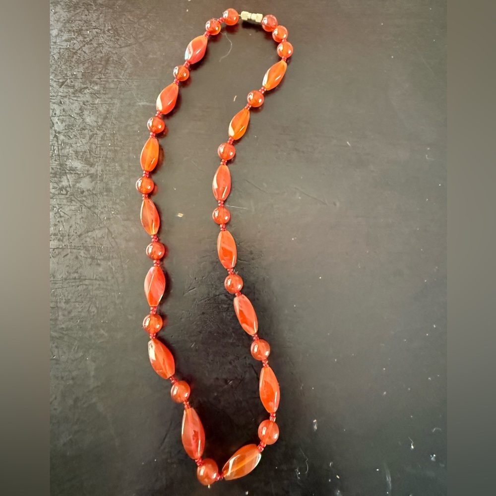 Elegant Red Agate Necklace